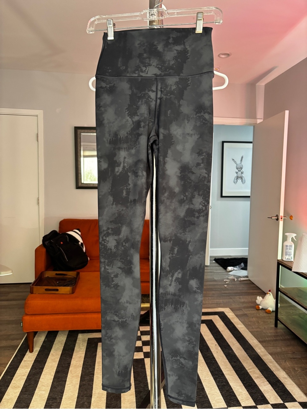 ALO Yoga pants Black and grey XS